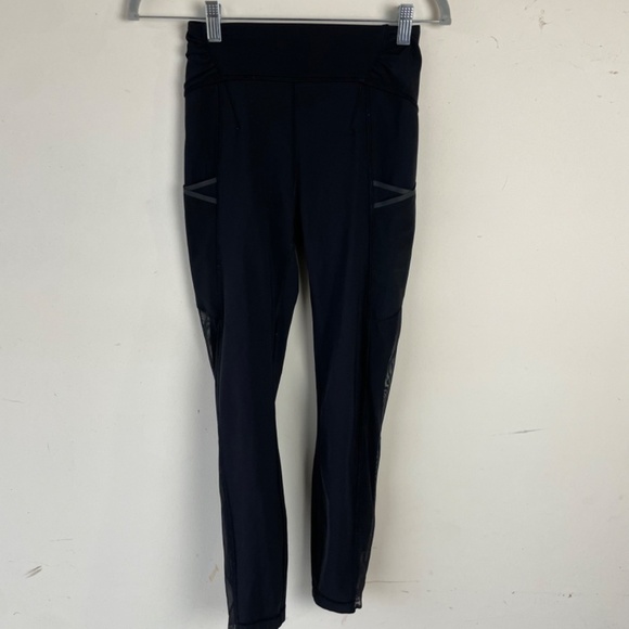 Rare Lululemon Double Day Tight - Picture 5 of 10